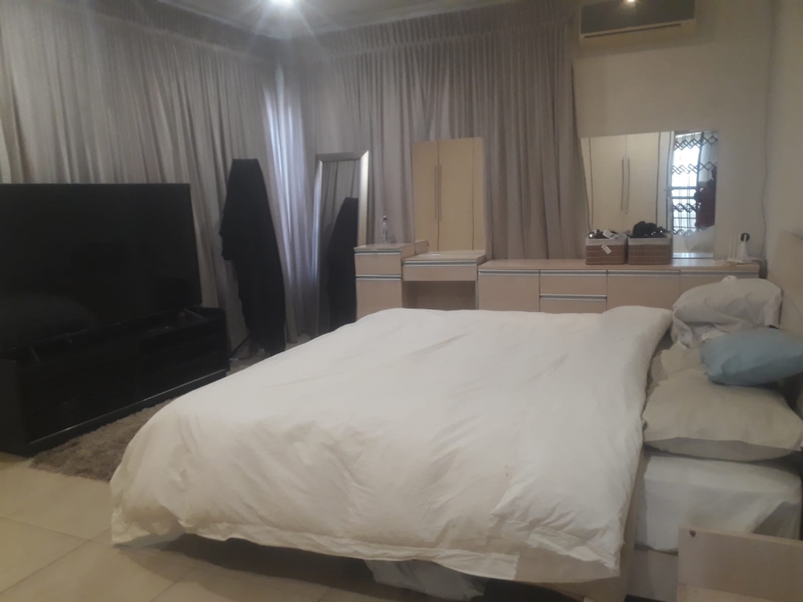 4 Bedroom Property for Sale in Zinniaville North West